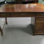 525 7128 WRITING DESK